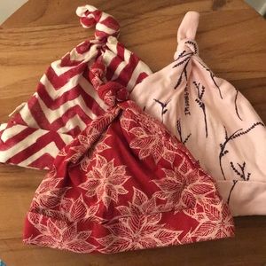 3 burt's bees baby adjustable knot caps 9M/12M